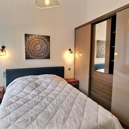 Appartement De Charme Dans Immeuble Haussmannien Périgueux Exterior foto