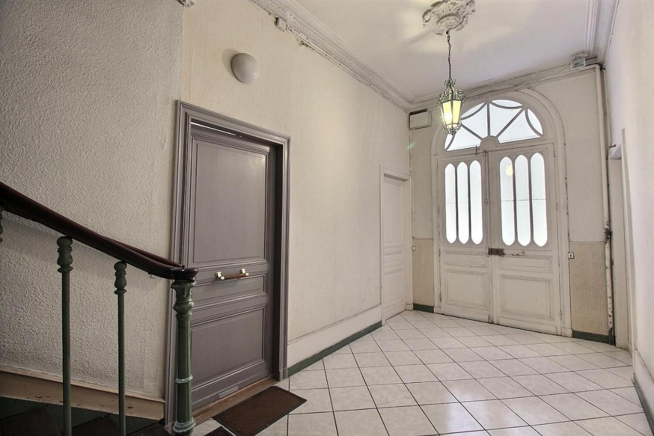 Appartement De Charme Dans Immeuble Haussmannien Périgueux Exterior foto