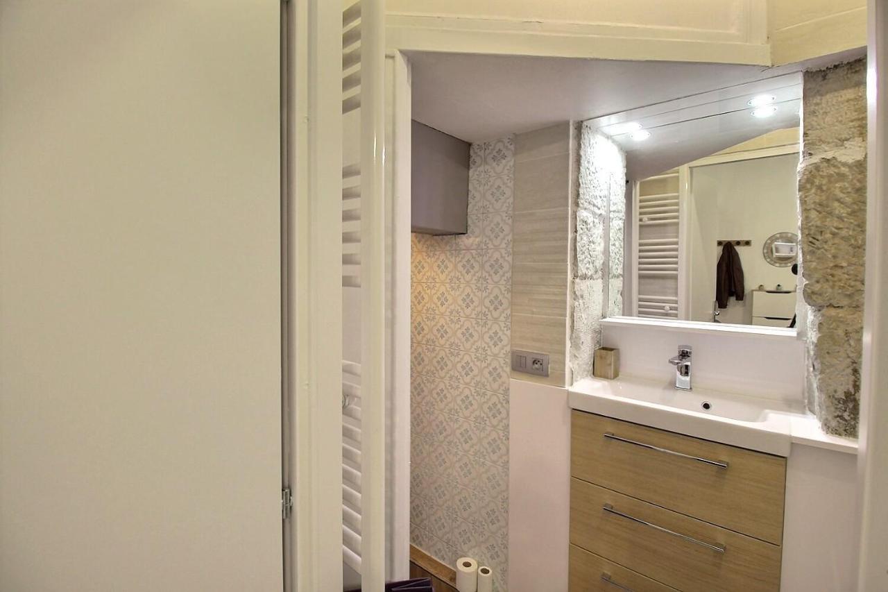 Appartement De Charme Dans Immeuble Haussmannien Périgueux Exterior foto